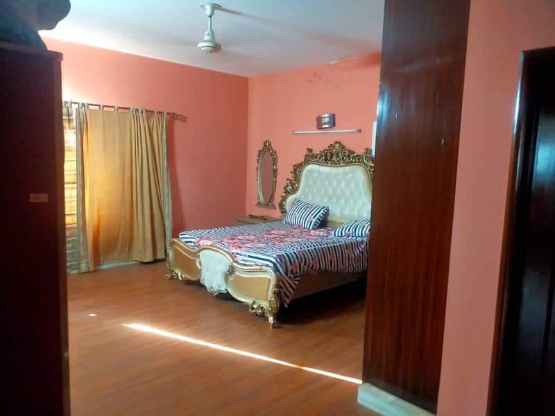 22 Marla Beautiful House available for Sale DHA phase 4 ff 19