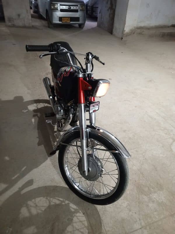 Honda CG125 up for sale 3