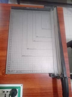 Paper Cutter