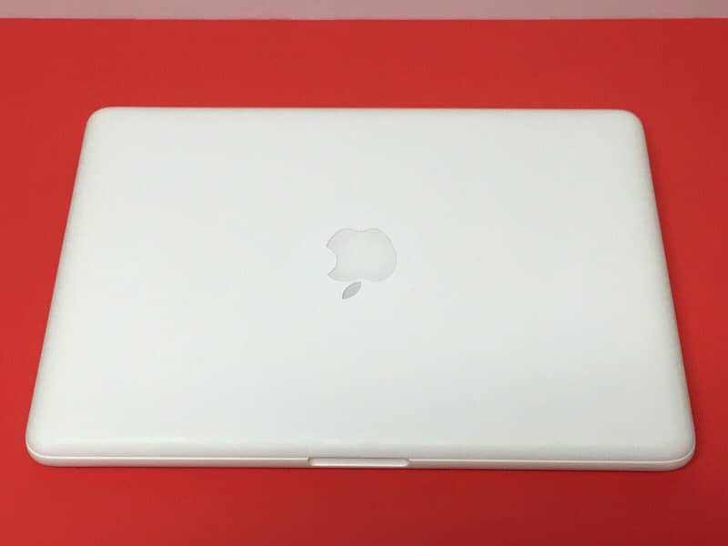 Apple Macbook A1342 7