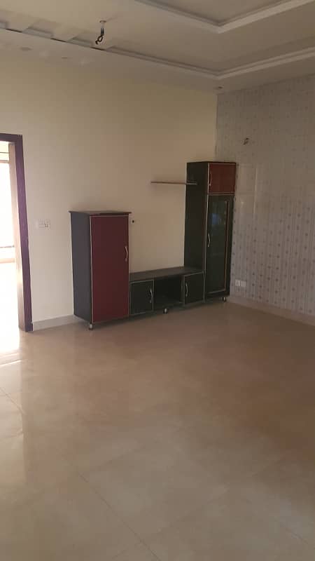 1 Kanal Lower Portion For Rent In Central Park Housing 0