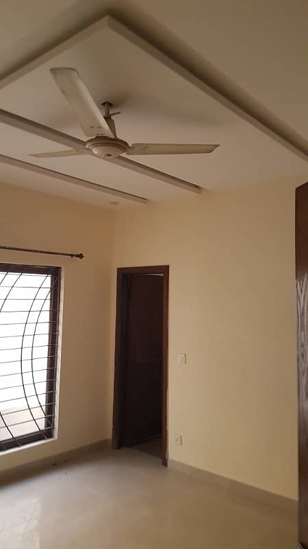 1 Kanal Lower Portion For Rent In Central Park Housing 3