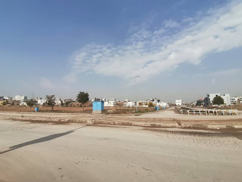 18 Marla Pair Commercial Plot With ( Top Heighted Location & With 90 Foot Front )For Sale In B04,Central Commercial In , DHA Phase 05 , Islamabad 6