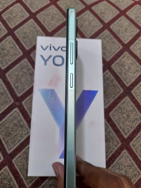 Vivo Y03 condition 10/10 Memory 4+4/128 1