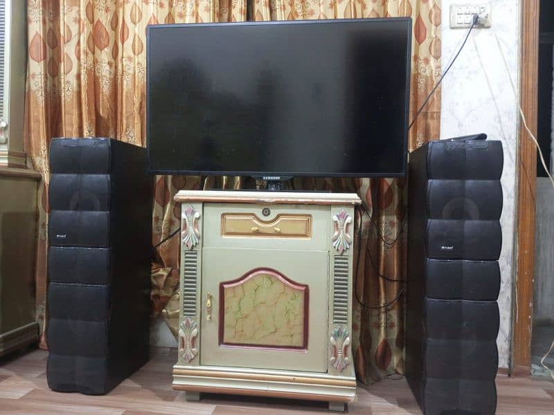 LCD and speaker for sale 4