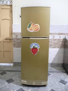 Dawlance 2500JF fresh Refrigerator size Medium condition 10/10