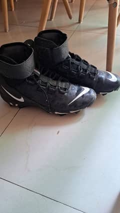 nike football shoes