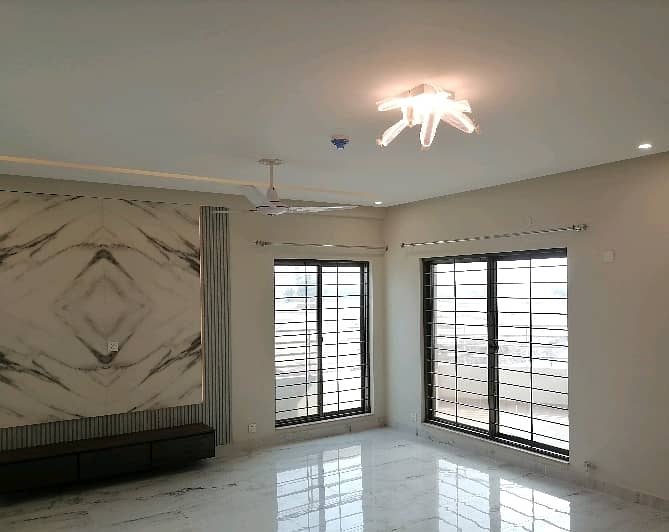 Ideal Flat For Sale In Askari 11 - Sector B 2