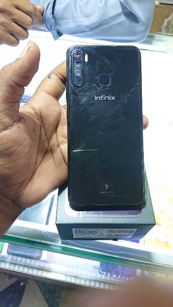 Infinix s5 4/64 Pta approved with box 4