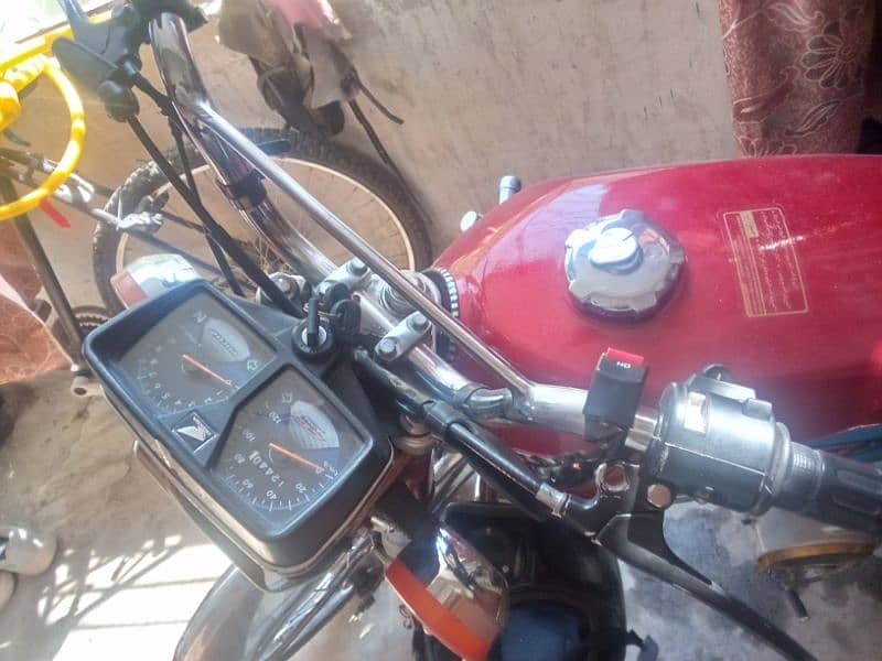 HONDA BIKE 125 for sale 3