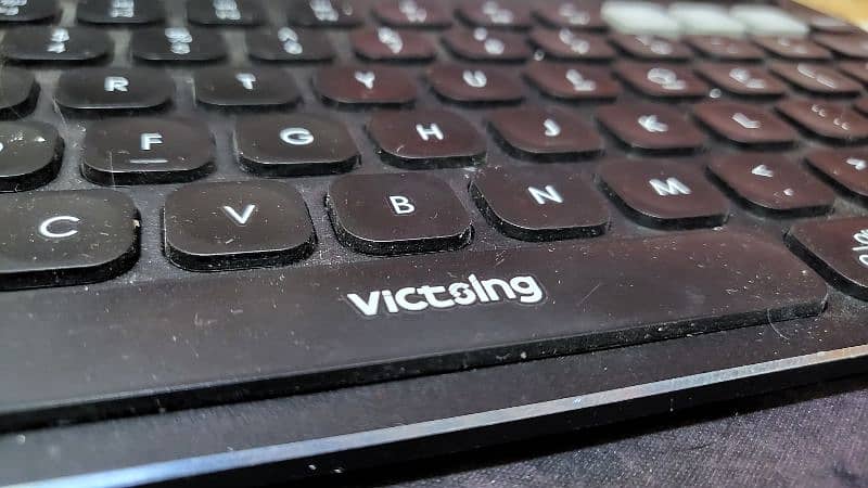 Lenovo Tab M11 with Victsing keyboard 10