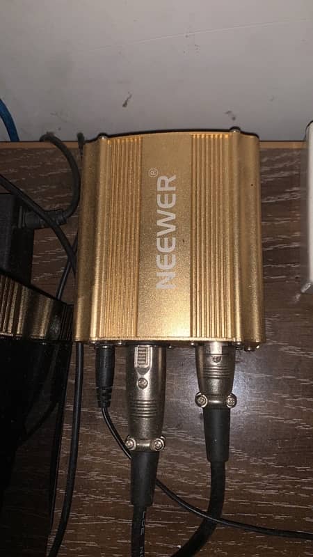 Neewer NW-700 microphone 1