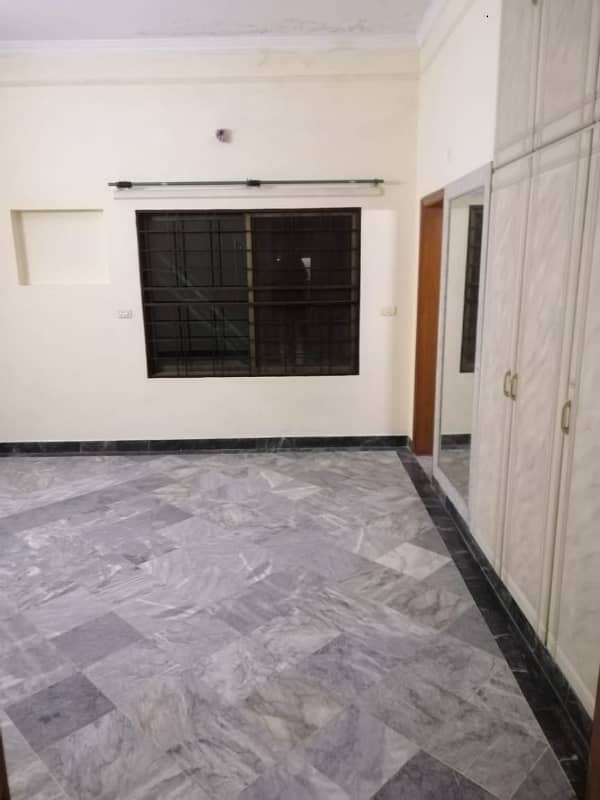 10 marla house for sale facing park wapda town k2 block 6