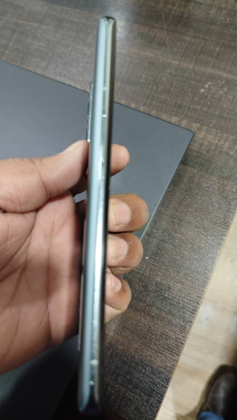 "OnePlus 9 Pro 5G – Excellent Condition!" 3