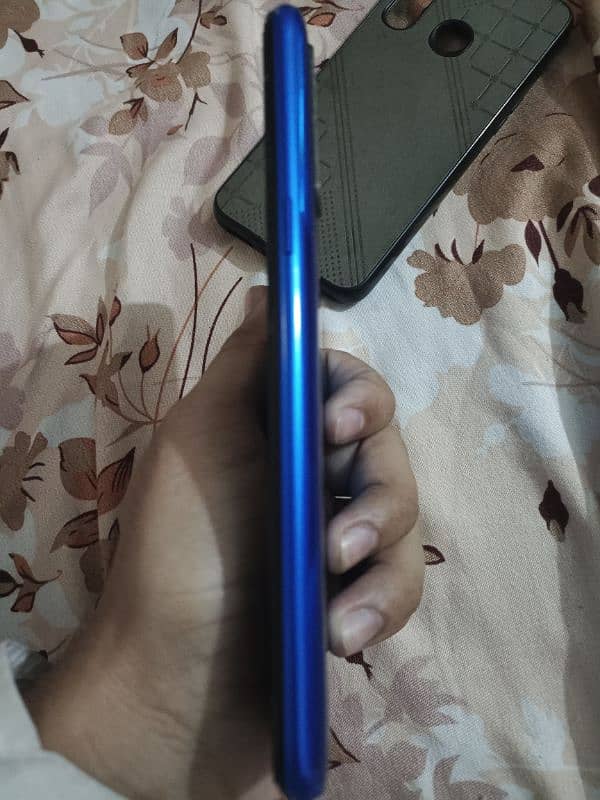 Realme 5 6