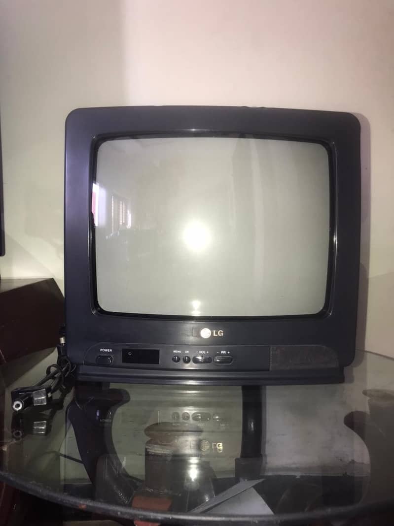 14 Inch LG TV, Used 2 to 3 years. 3