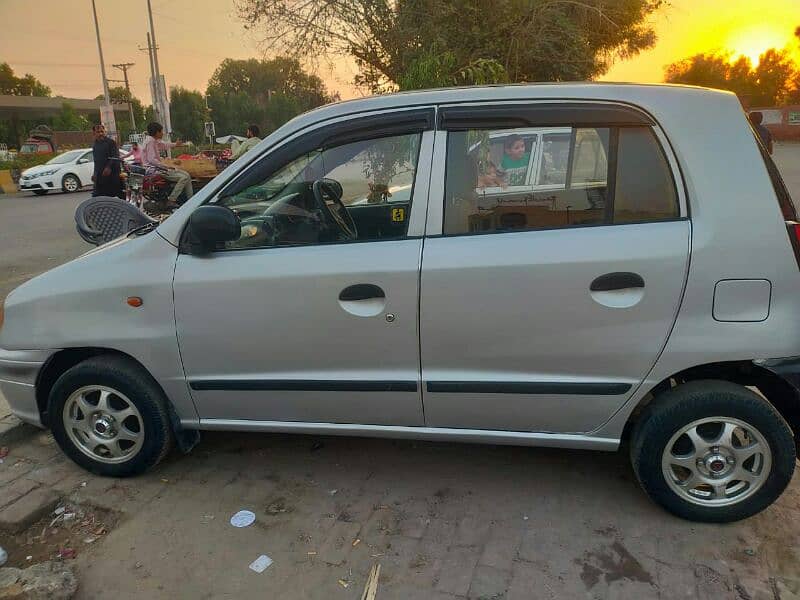 Hyundai Santro 2007 3