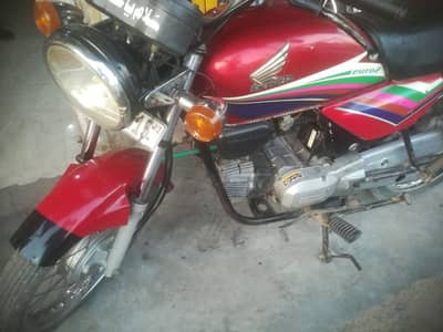 Honda CD 100