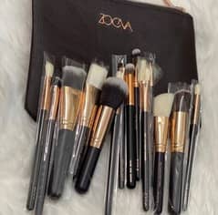 bleeding makeup brushes set