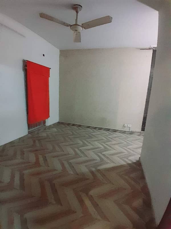 10 Marla Upper Portion For Rent In Bahria Town 3