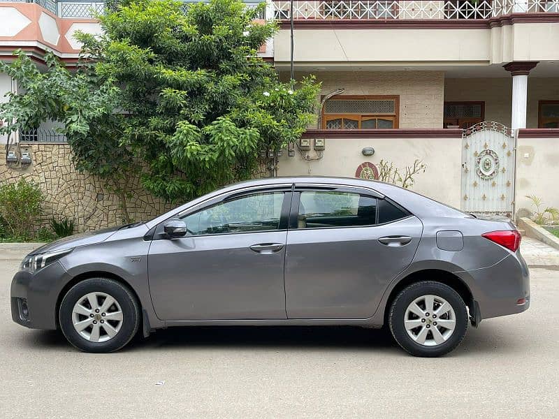 Toyota Corolla Altis 2016 7