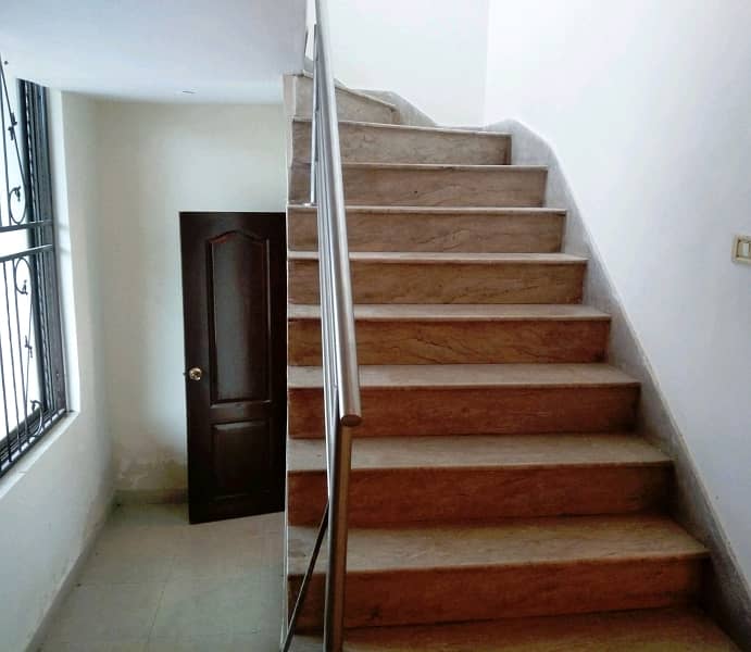 Spacious House Is Available In Askari 10 For rent 2