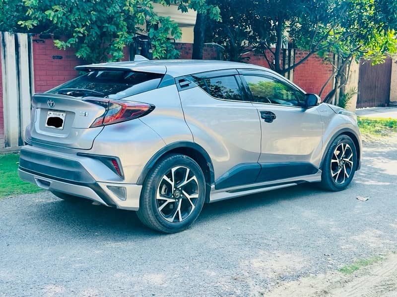 Toyota C-HR 2018 2