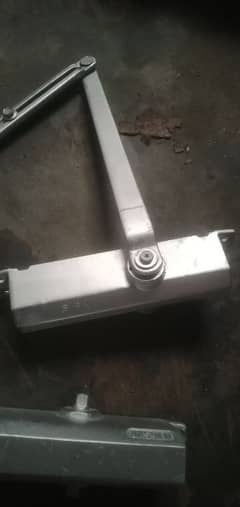 door closer  Made by Italy