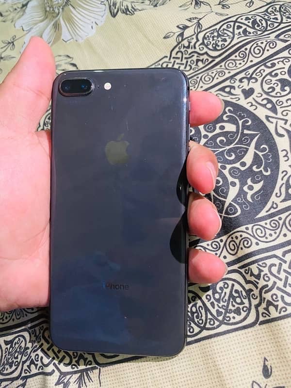 Iphone 8 plus ( PTA approved ) 1