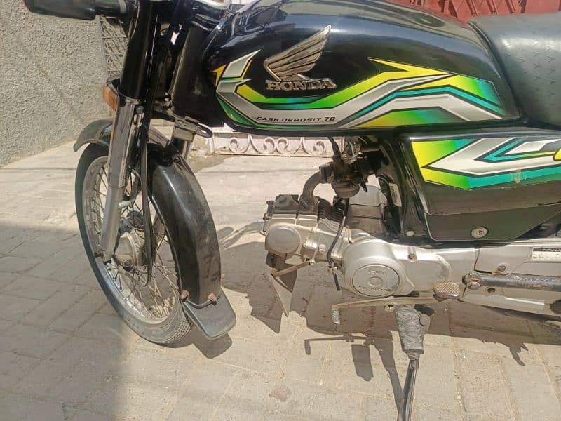 honda 70 2023 7 month karachi registerd new condition nut to nut geni 3