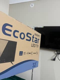 EcoStar 32inch 10/10 complete box 100%