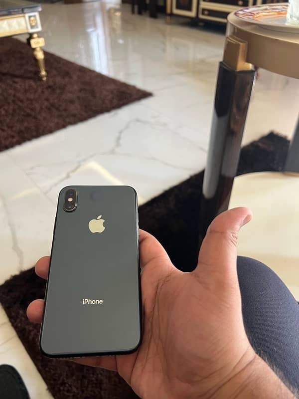 Iphone x 64 gb excellent condition 0