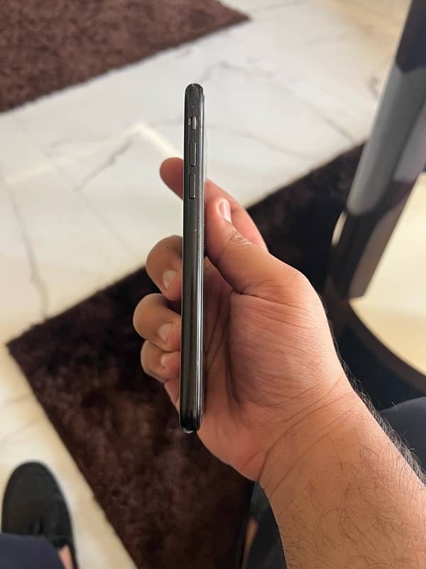 Iphone x 64 gb excellent condition 1