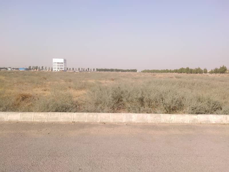 400 Square Yards Spacious Residential Plot Is Available In Gulshan-e-Mehran - Block 1D For sale 0