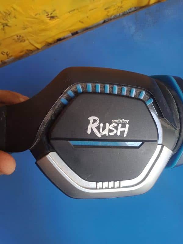 headphone used ma ha smartby rush 3