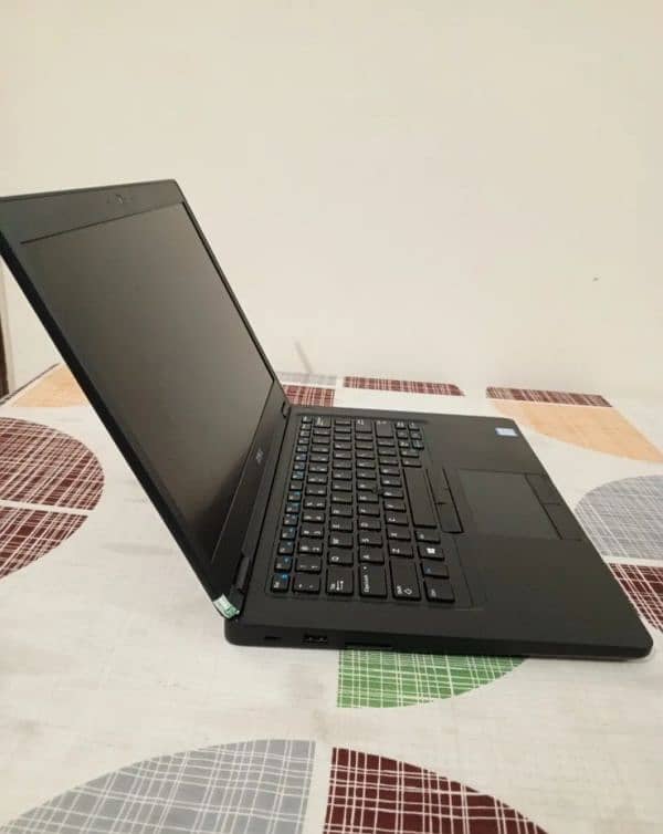 Dell Latitude 5490 - Core i5 8th Generation 3