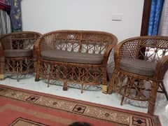 4 seater sofa set and table