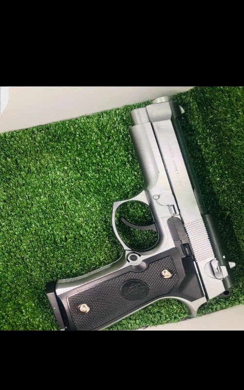 Beretta metal toy gun 2