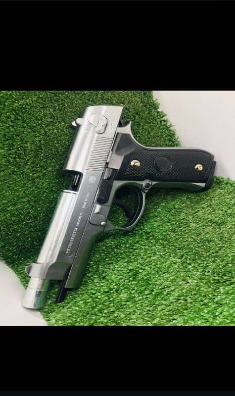 Beretta metal toy gun 3