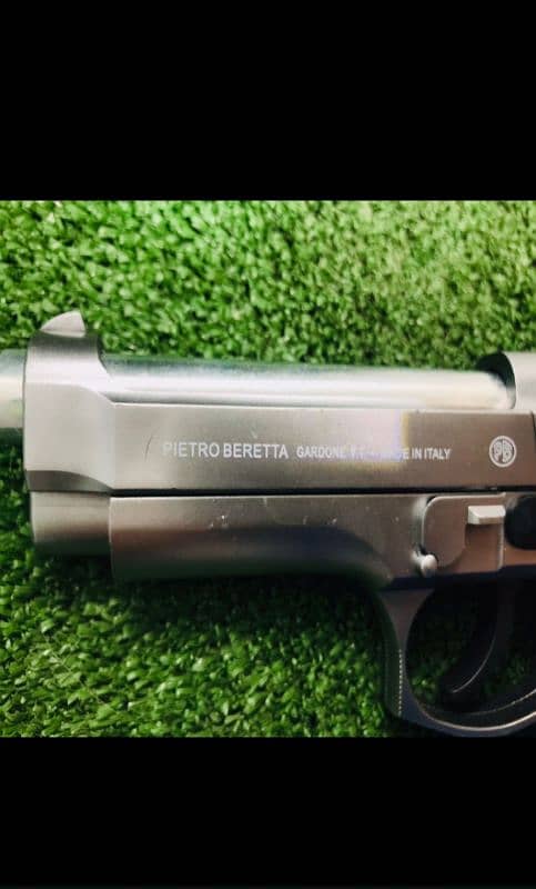 Beretta metal toy gun 4