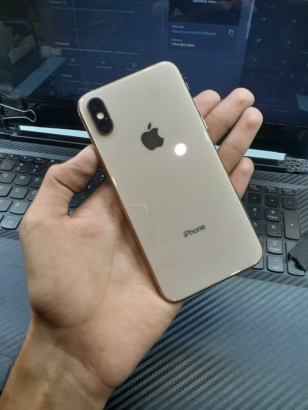 iPhone XS 64GB Dual PTA with Box 4