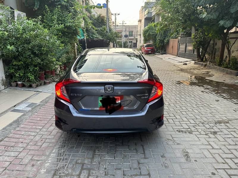 Honda Civic Oriel  1.8 i- Vtec cvt ug 2019 registration 1