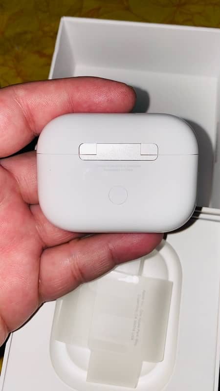 Airpods pro 2nd generation, warranty available 5