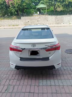 Toyota Corolla Altis 2015