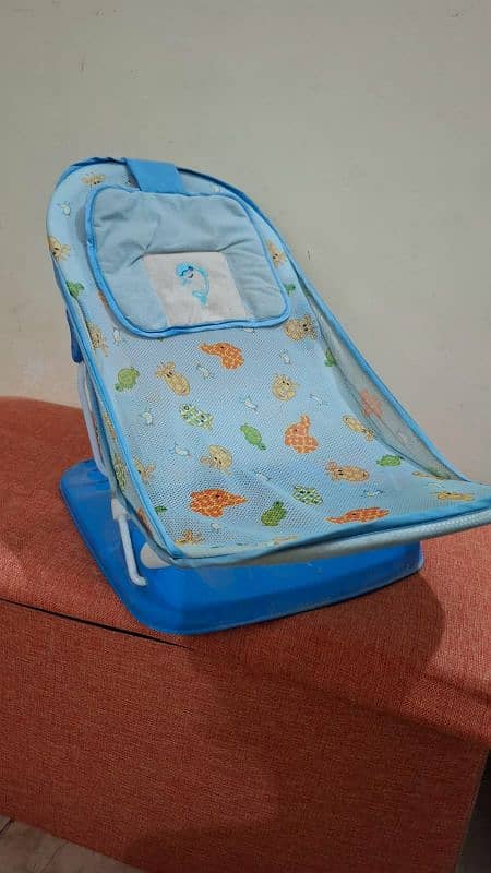 Baby bathing seat 6