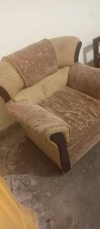 2 single sofa 1