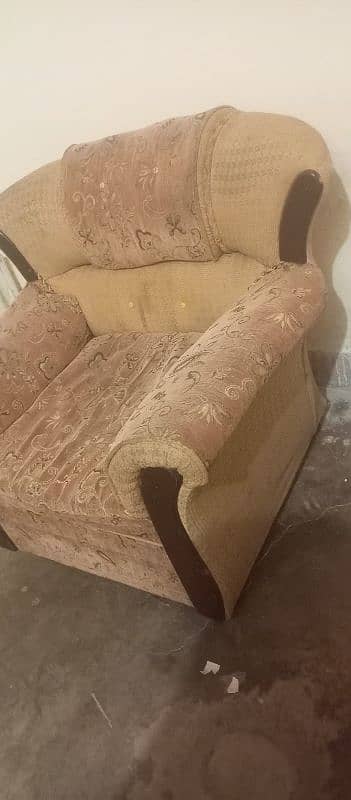 2 single sofa 3