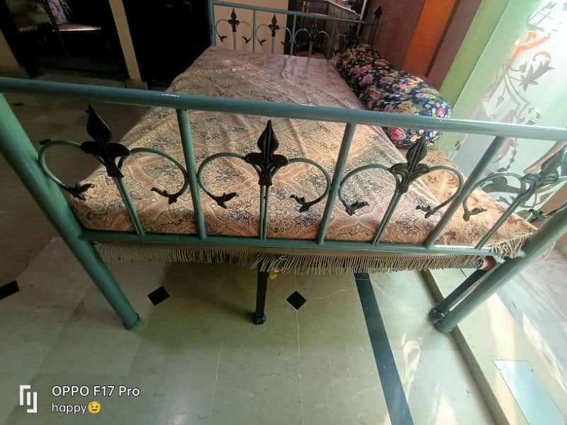 An iron bed 2