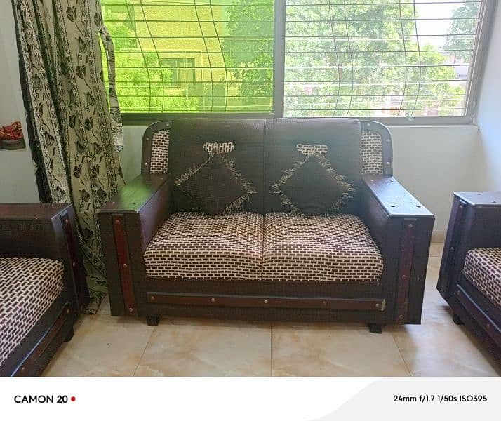 6 Seater Sofa Set (home used) 0