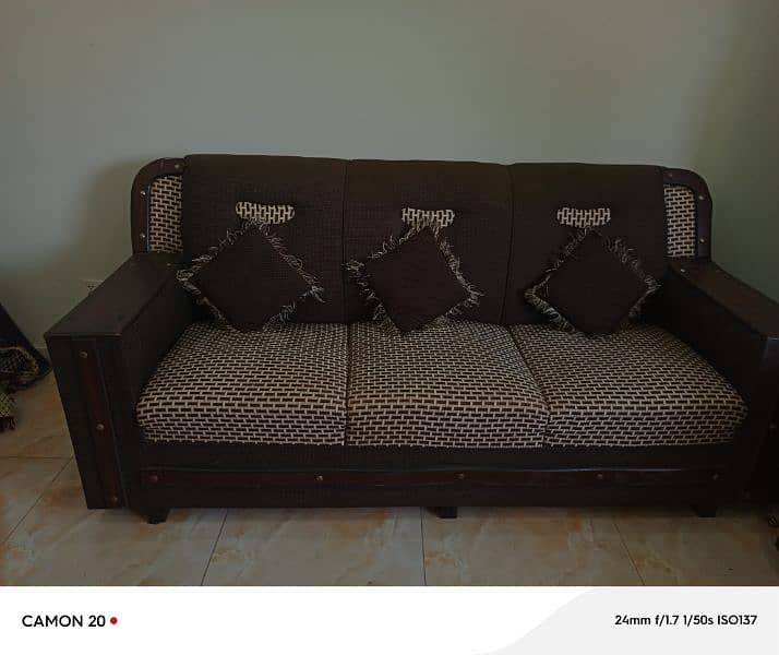 6 Seater Sofa Set (home used) 1